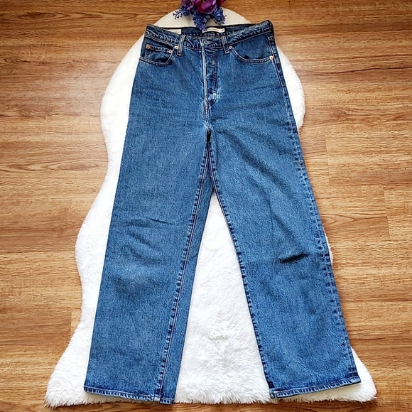 Levi's Ribcage Straight Button Fly Jeans 28 - Picture 9 of 9